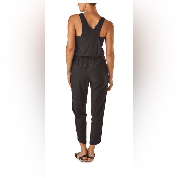 Patagonia Black Sleeveless Drawstring Jumpsuit - Picture 2 of 9